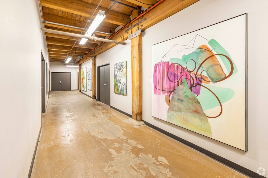 More Photos Of 1200 W 35th St, Chicago Office For Lease