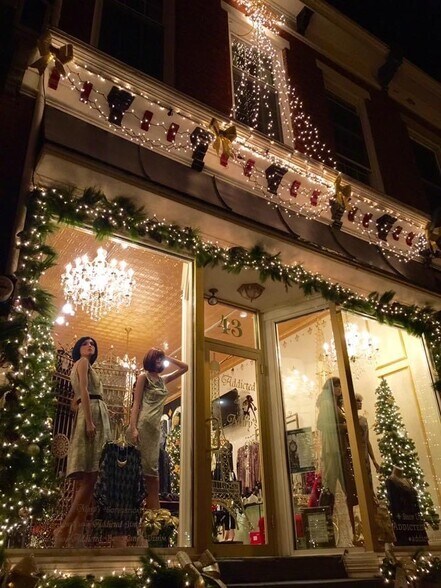 More Photos Of 43 Main St, Clinton Township Storefront For Sale