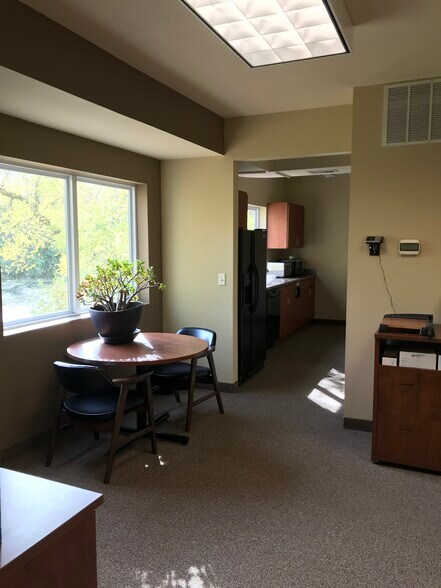 More Photos Of 3352 Sherman Ct, Eagan Medical For Sale