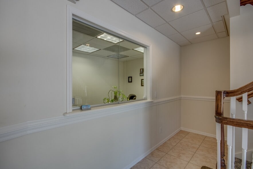 More Photos Of 10911 Harmony Park Dr, Bonita Springs Light Distribution For Sale