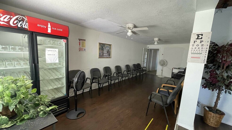 More Photos Of 1803 Salem Rd, Lakeland Medical For Sale