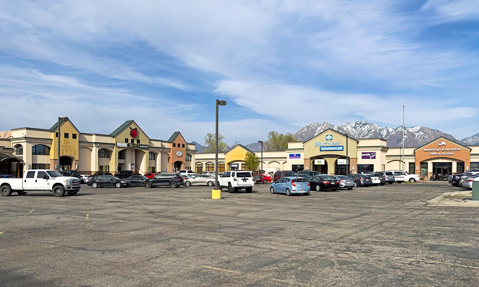 More Photos Of 25 E Fort Union Blvd, Midvale General Retail For Sale