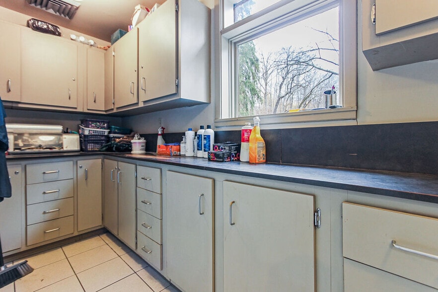 More Photos Of 4351 Old William Penn Hwy, Monroeville General Retail For Sale