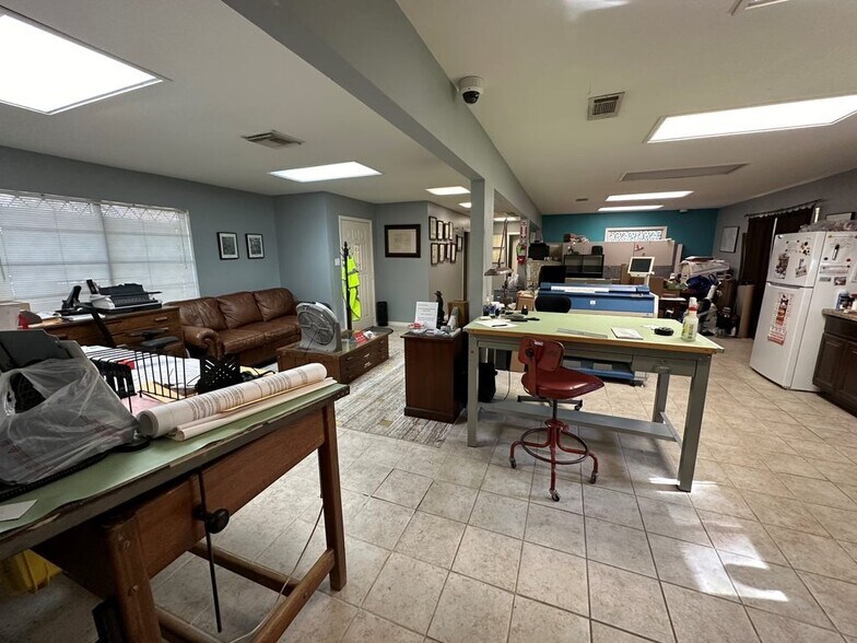 More Photos Of 19609 Wied Rd, Spring Office For Sale