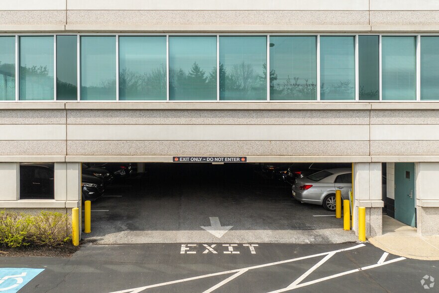 More Photos Of 2 Ash St, Conshohocken Office For Sale