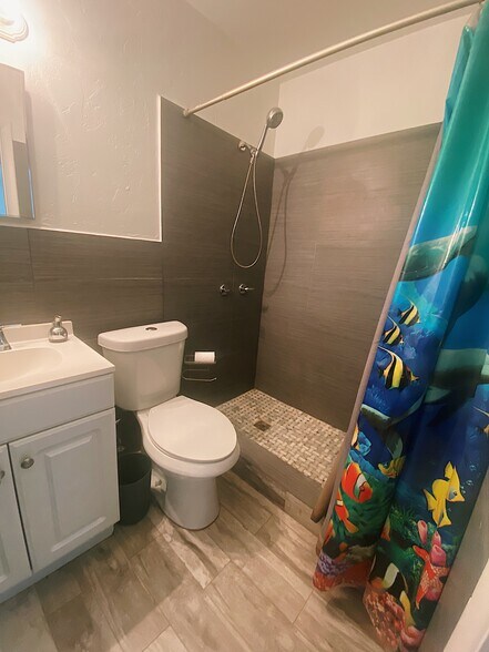 More Photos Of 101-107 Tacoma Ln, West Palm Beach Apartments For Lease