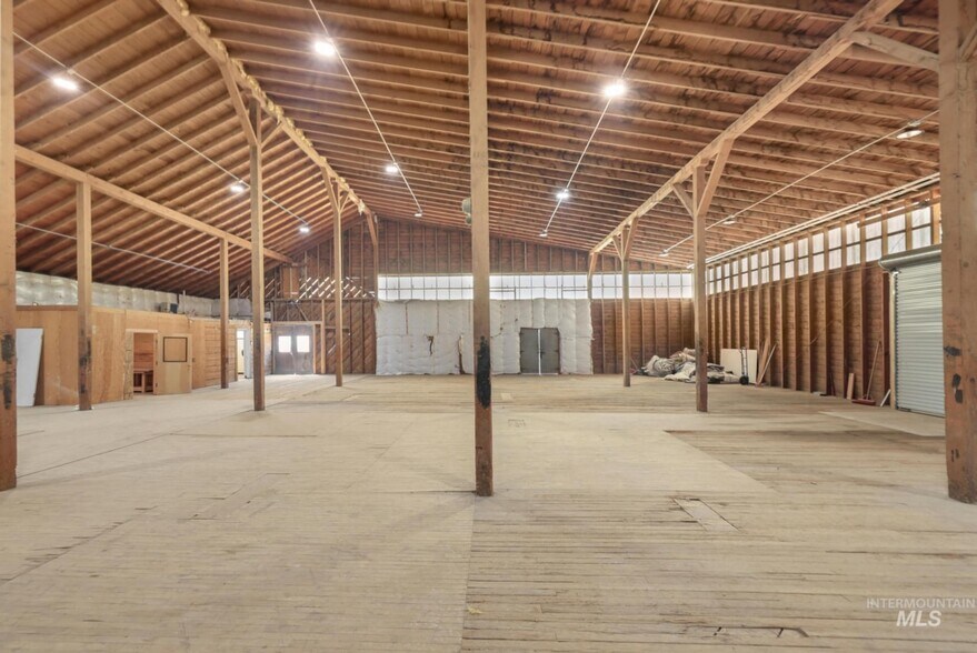 More Photos Of 276 Highway 30, Hansen Industrial For Lease