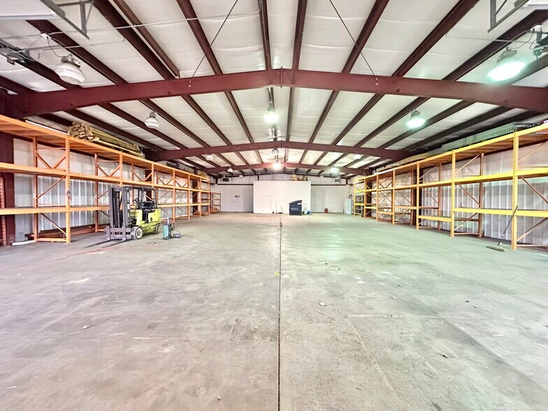 More Photos Of 140 State St, Calumet City Warehouse For Sale