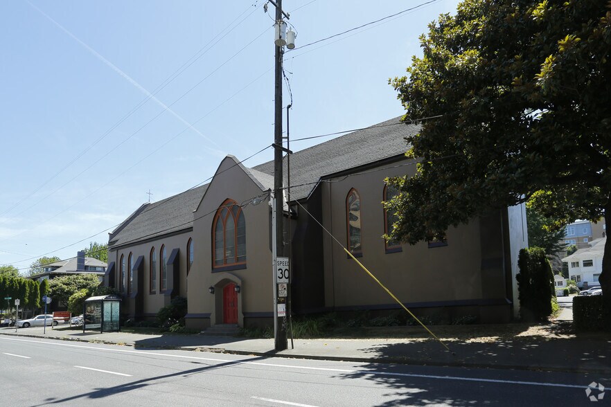 More Photos Of 1519-1535 NE 17th Ave, Portland Religious Facility For Lease