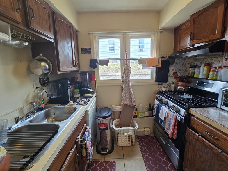 More Photos Of 288 W Clinton St, Dover Apartments For Sale