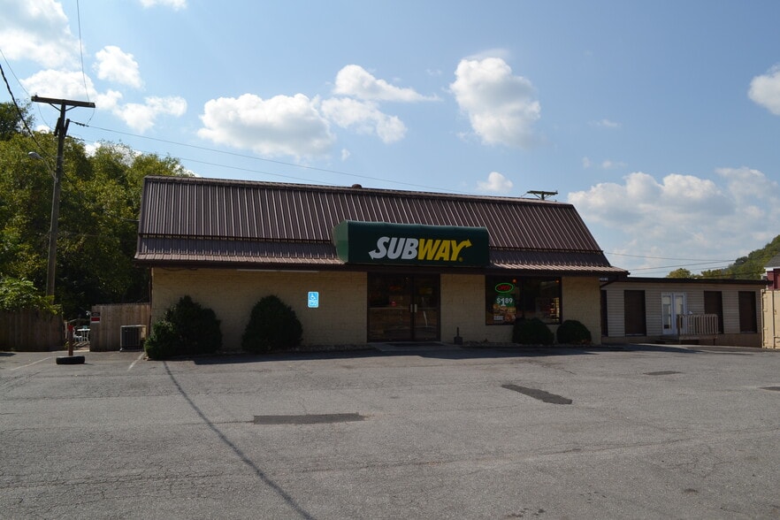 More Photos Of 5976 Virginia Ave, Pembroke Storefront Retail Residential For Sale