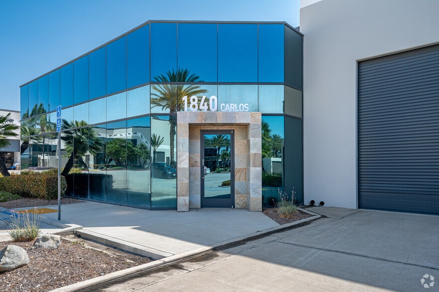 More Photos Of 2037-2077 S Vineyard Ave, Ontario Unknown For Lease