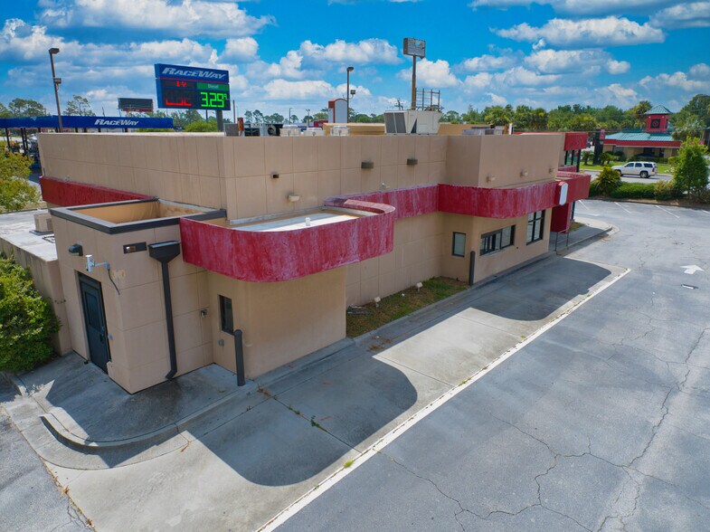 More Photos Of 1197 Lakes Blvd, Lake Park Fast Food For Lease