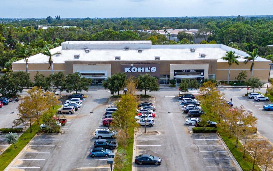 More Photos Of 2670-2860 NW Federal Hwy, Jensen Beach Storefront For Sale