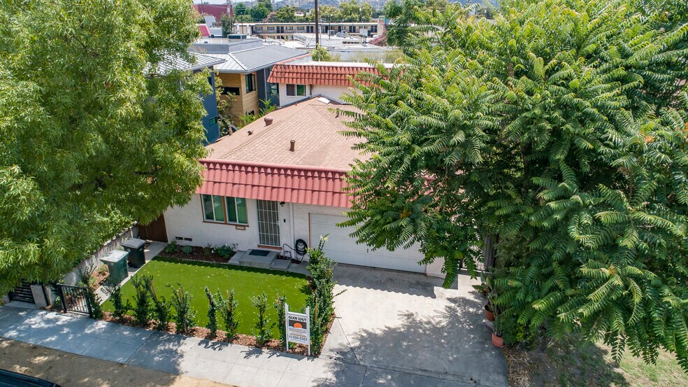 More Photos Of 924 W Clark Ave, Burbank Multifamily For Sale