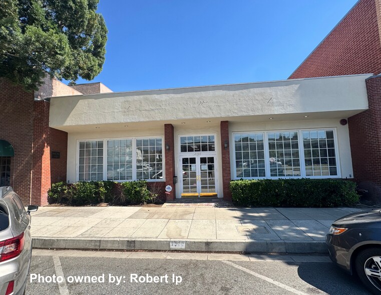 More Photos Of 2366 Huntington Dr, San Marino Freestanding For Lease