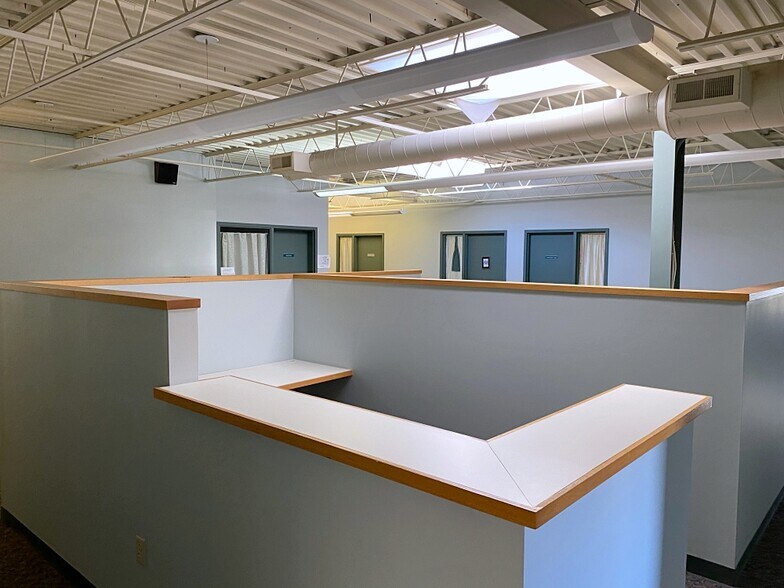 More Photos Of 58 Concord St, North Reading Office For Lease