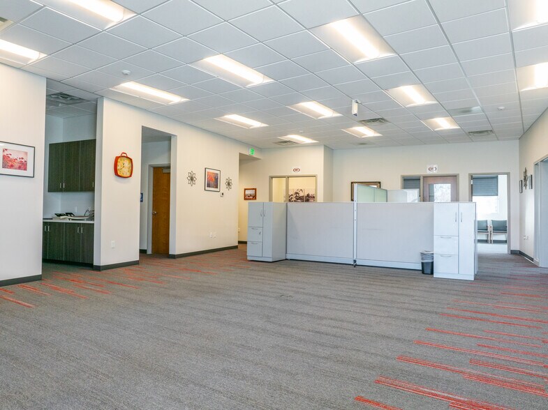 More Photos Of 852 N Main St, Brigham City Showroom For Sale