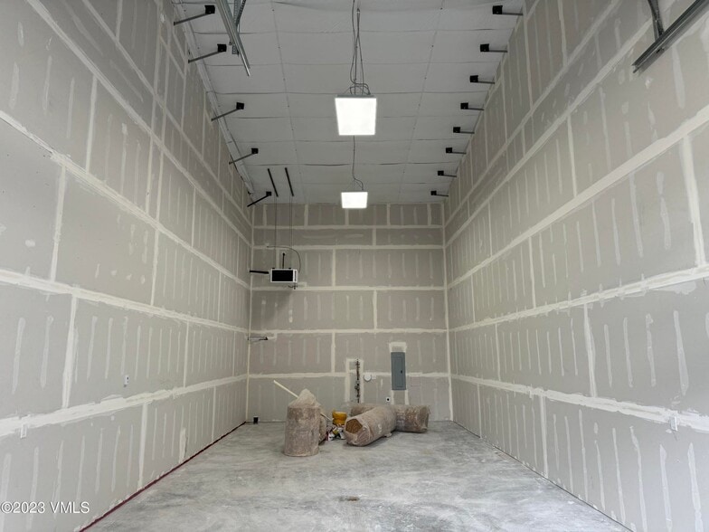 More Photos Of 151 Spring Creek Rd, Gypsum Industrial For Lease