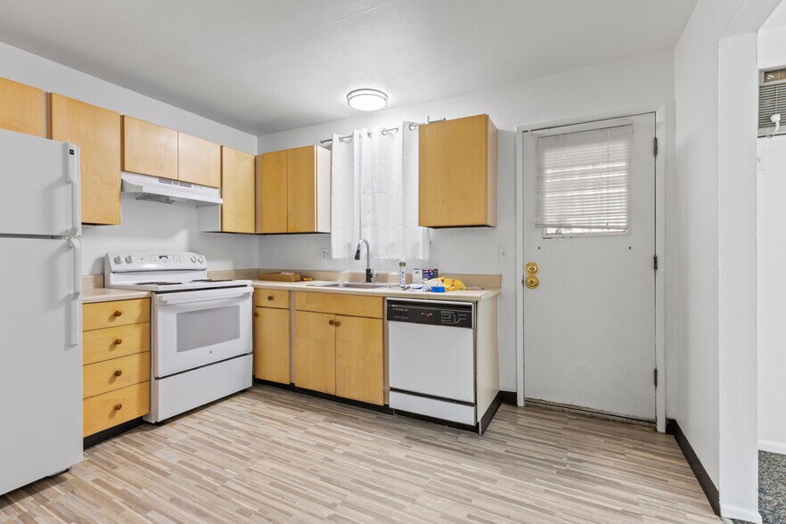 More Photos Of 3135 Arnett St, Boulder Multifamily For Sale