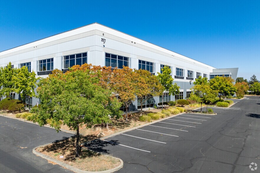 Primary Photo Of 2789-2877 Giffen Ave, Santa Rosa Research And Development For Sale