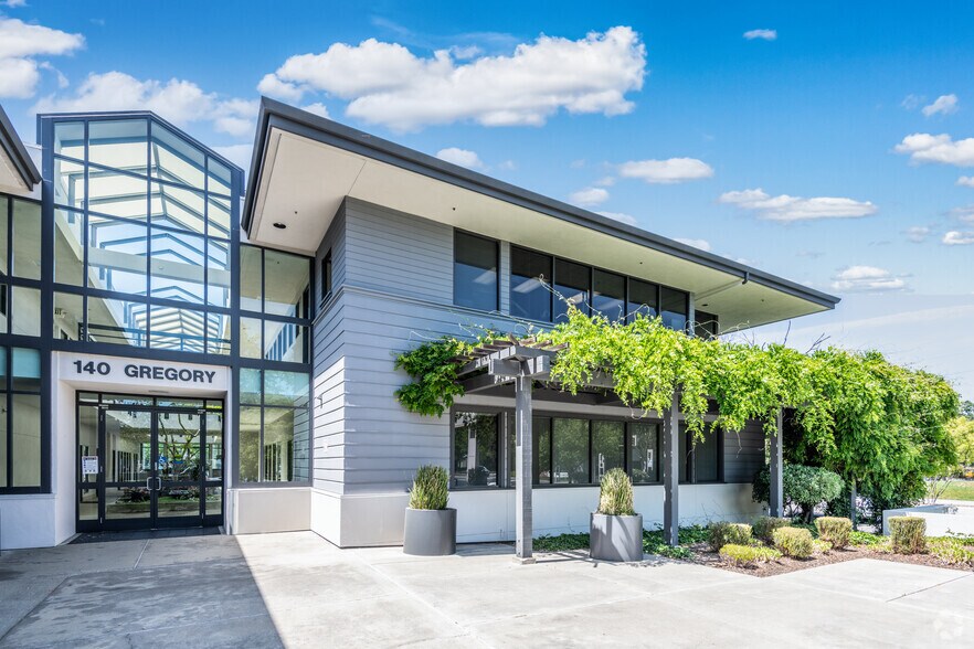 More Photos Of 140 Gregory Ln, Pleasant Hill Medical For Sale