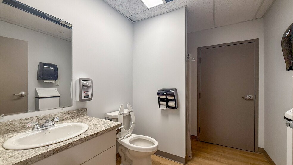 More Photos Of 8175 Dallas Dr, Kamloops Warehouse For Lease