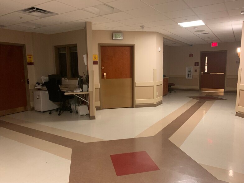 More Photos Of 200 School St, Wintersville Hospital For Sale