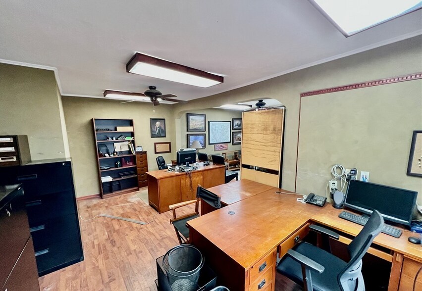 More Photos Of 157 W Bridge St, Oswego Office Residential For Sale