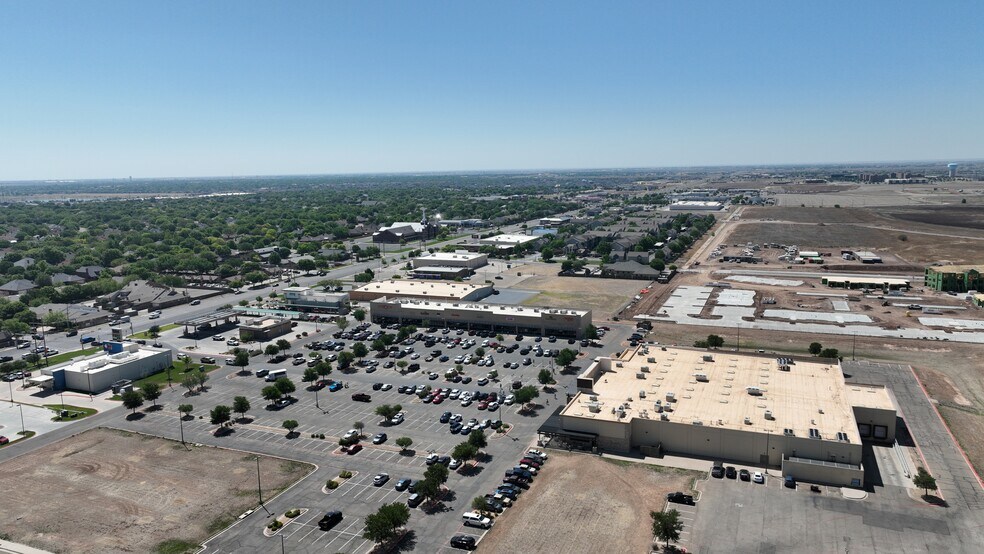 More Photos Of 3562 S Soncy Rd, Amarillo General Retail For Sale
