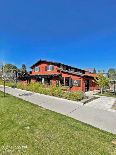 Primary Photo Of 130 SW Century Dr, Bend General Retail For Lease