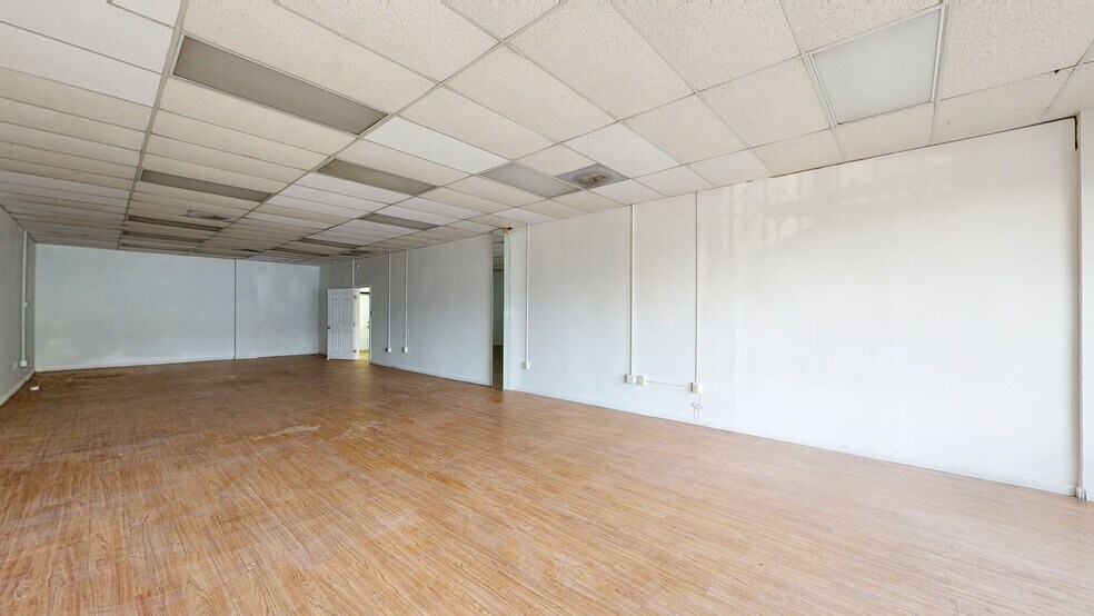Primary Photo Of 1241 S Fairfax Ave, Los Angeles Storefront Retail Office For Lease