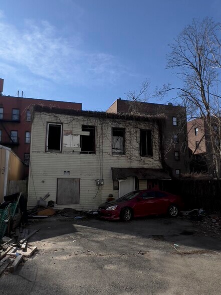 More Photos Of 22 Monroe St, Mount Vernon Multifamily For Sale