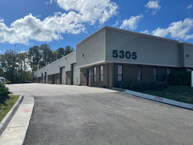 Primary Photo Of 5305 Cleveland St, Virginia Beach Unknown For Lease