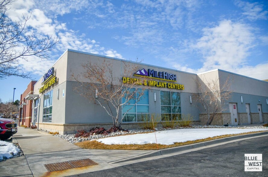 More Photos Of 264 Union Blvd, Lakewood Restaurant For Sale