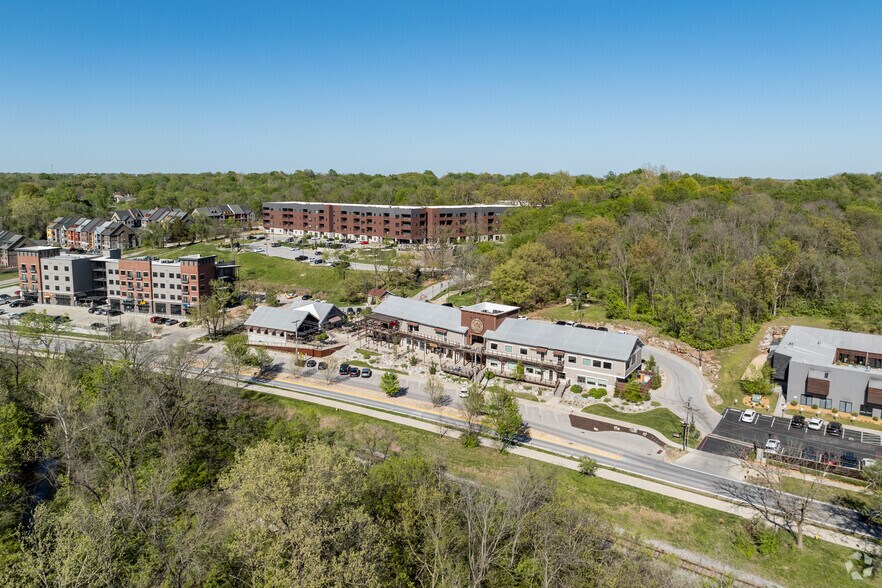 More Photos Of 4022 S Lone Pine Ave, Springfield Daycare Center For Lease