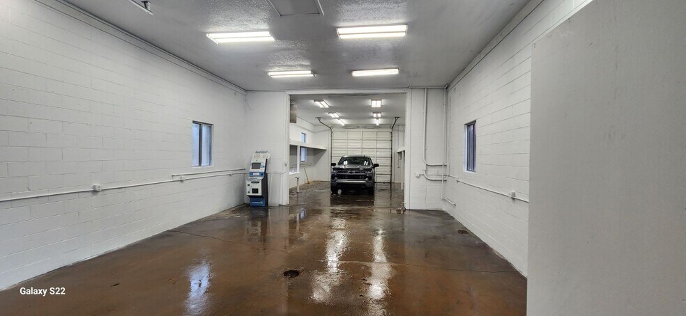 More Photos Of 270 Mills Gap Rd, Asheville Self Storage For Lease