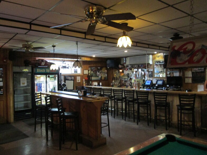 More Photos Of 147 Avenel St, Avenel Bar For Sale