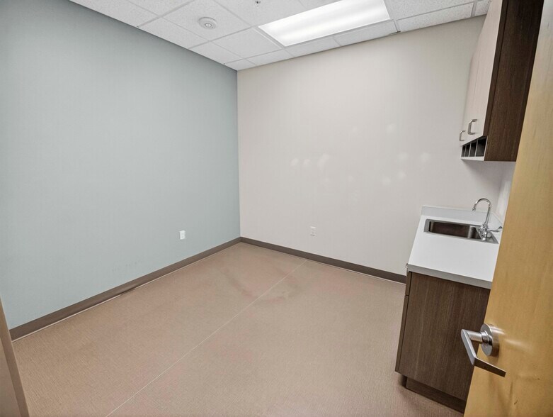 More Photos Of 1081 Long Beach Blvd, Long Beach Apartments For Lease