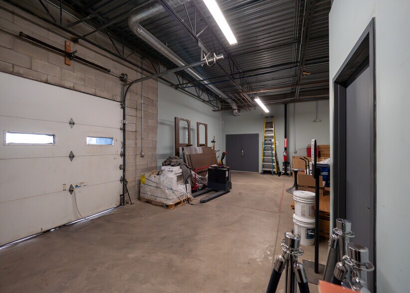 More Photos Of 2555 Bethel Rd, Columbus Freestanding For Lease