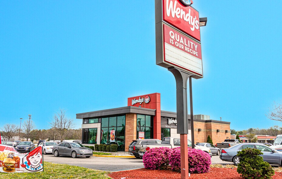 More Photos Of 949 N Wesleyan Blvd, Rocky Mount Fast Food For Sale