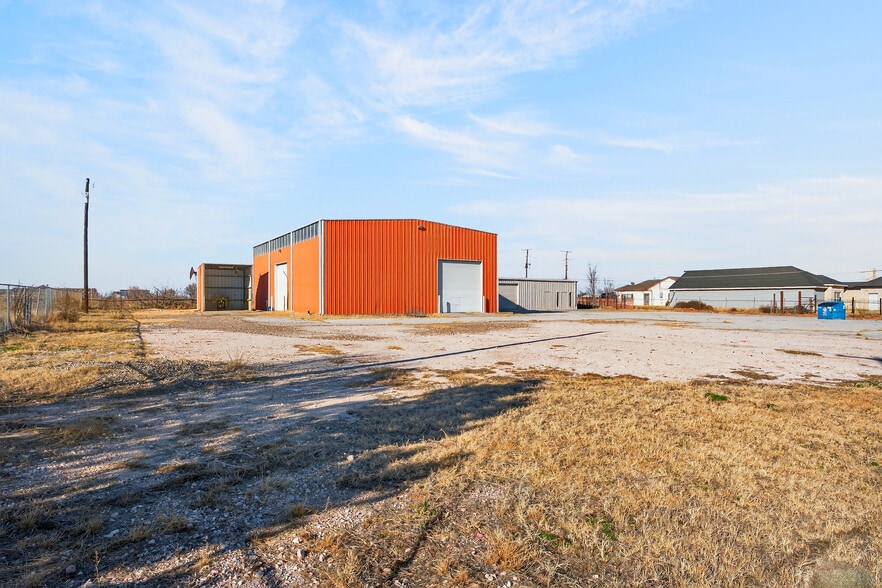 More Photos Of 2716 Judy Ave, Odessa Warehouse For Sale