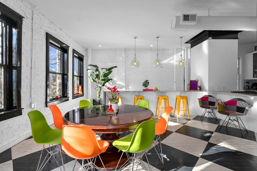 More Photos Of 120-122 W 5th St, Kansas City Storefront Retail Residential For Sale