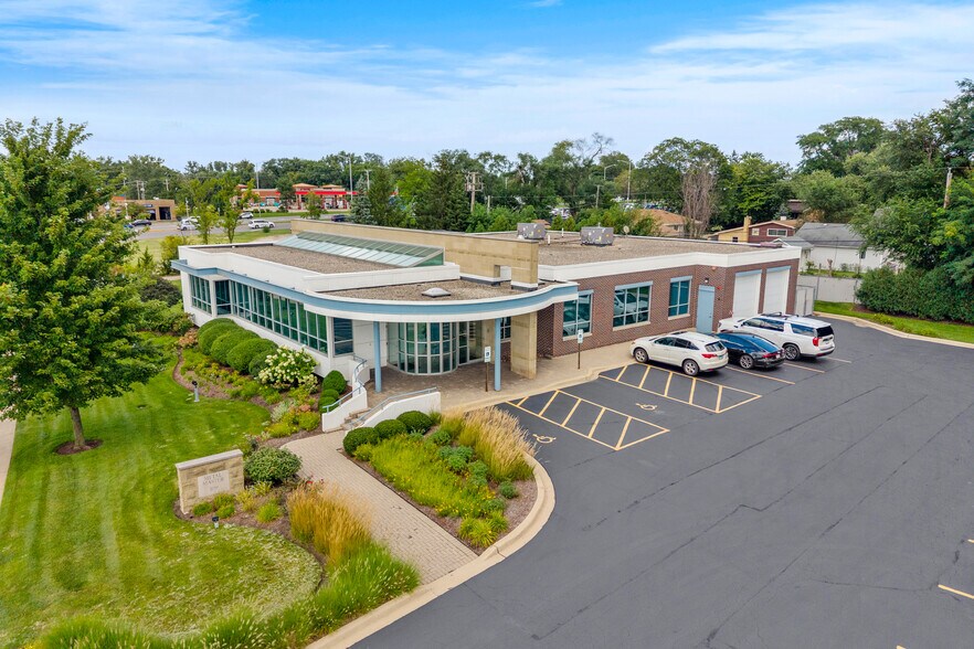 More Photos Of 1159 N Main St, Glendale Heights Office For Sale