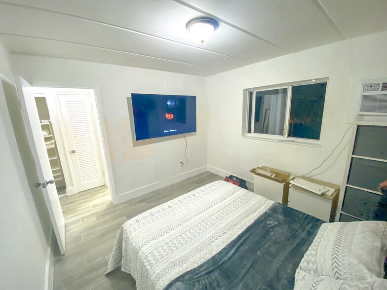 More Photos Of 734 NW 80th St, Miami Apartments For Sale