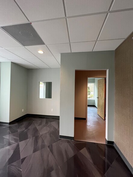 More Photos Of 410 Jacksonville Dr, Jacksonville Beach Medical For Lease