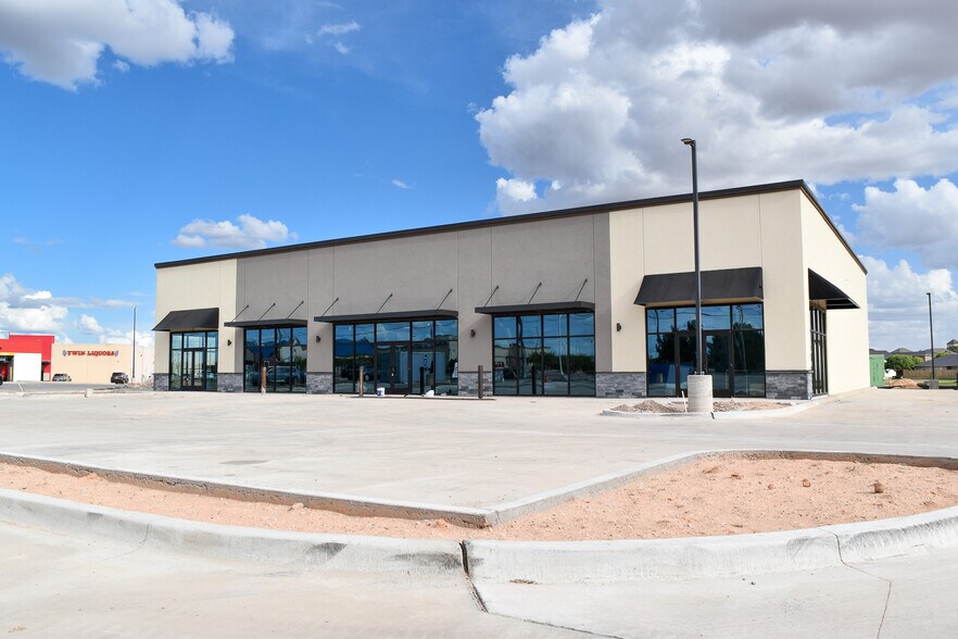 More Photos Of 4501 114th st, Lubbock Storefront Retail Office For Lease