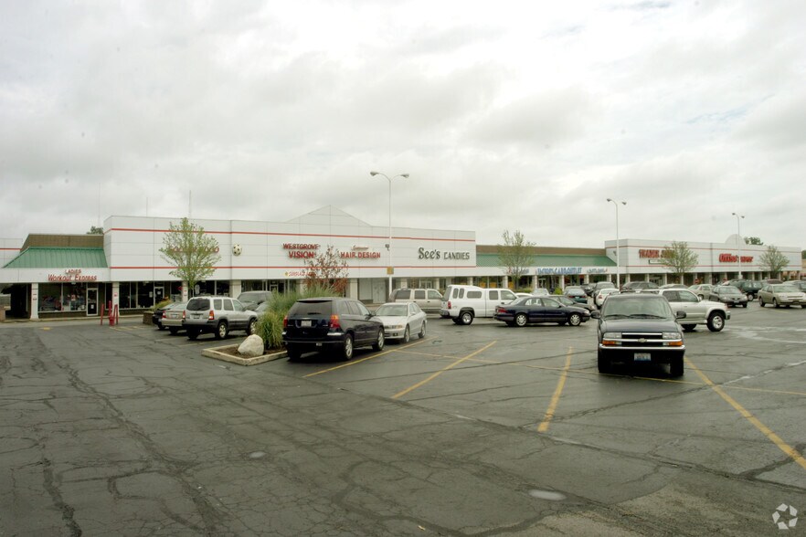 More Photos Of 120-152 Ogden Ave, Downers Grove Unknown For Lease