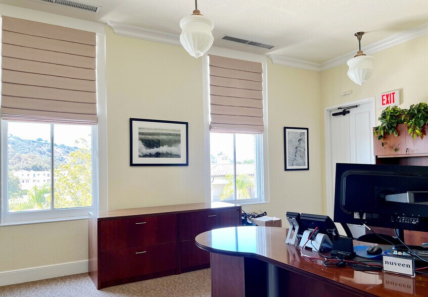 More Photos Of 925 De La Vina St, Santa Barbara Office For Lease