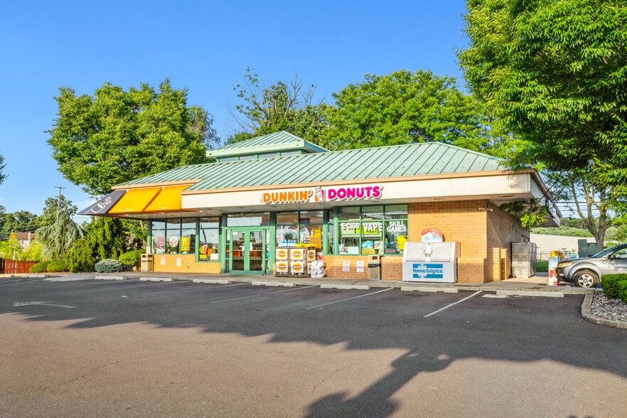 More Photos Of 3611 N Easton Rd, Doylestown Convenience Store For Sale